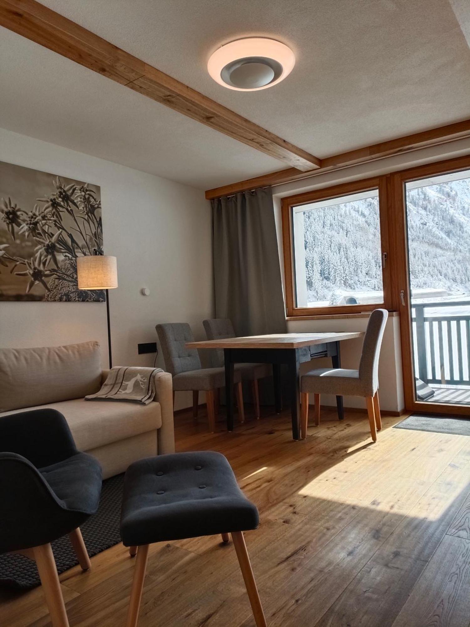 Haus Larcher Appartment St. Leonhard im Pitztal Zewnętrze zdjęcie